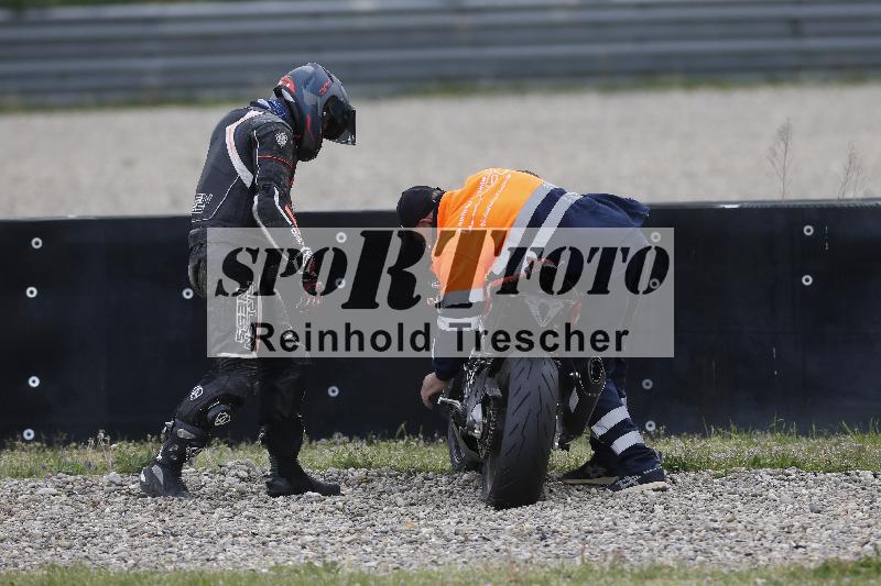 /09 19.04.2026  Caremotion get faster ADR/Gruppe gelb/34